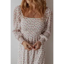 Load image into Gallery viewer, FLORAL PRINT SHIRRED RUFFLED MIDI DRESS
